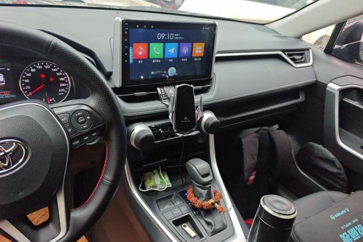 Used Toyota Wildlander 2020 2.0L CVT Two-Wheel Drive Leading Edition Audio And AC Panel
