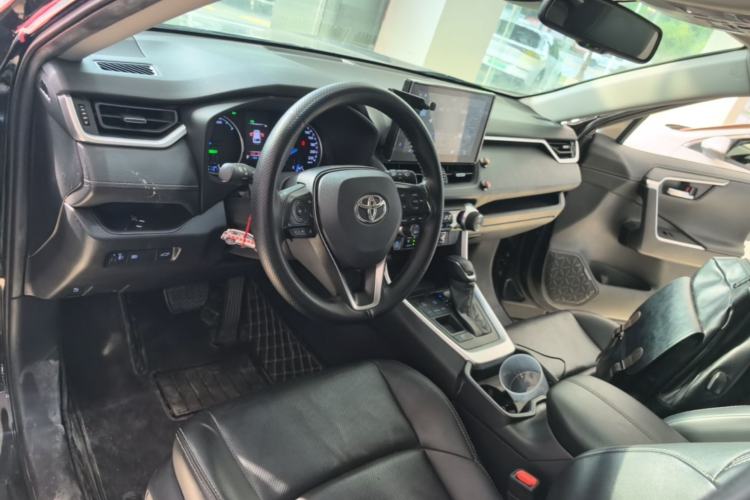 Used Toyota Wildlander 2020 Dual-Engine 2.5L E-CVT Two-Wheel Drive Prestige Edition Center Console