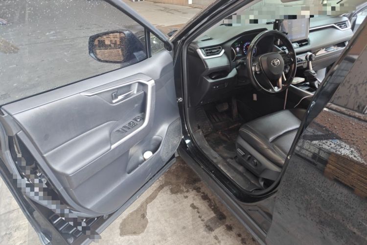 Used Toyota Wildlander 2020 Dual-Engine 2.5L E-CVT Two-Wheel Drive Luxury Edition Driver Seat