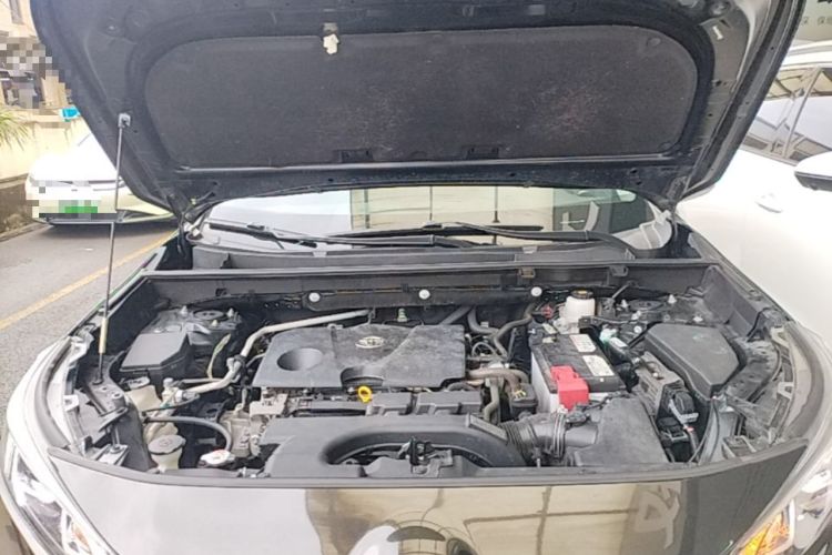 Used Toyota Wildlander 2020 2.0L CVT Four-Wheel Drive Premium Edition Engine Bay