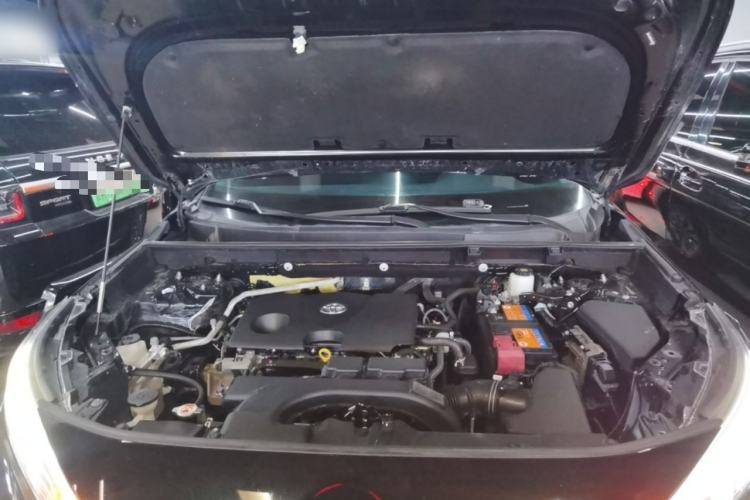 Used Toyota Wildlander 2020 2.0L CVT 4x4 Luxury Edition Engine Bay