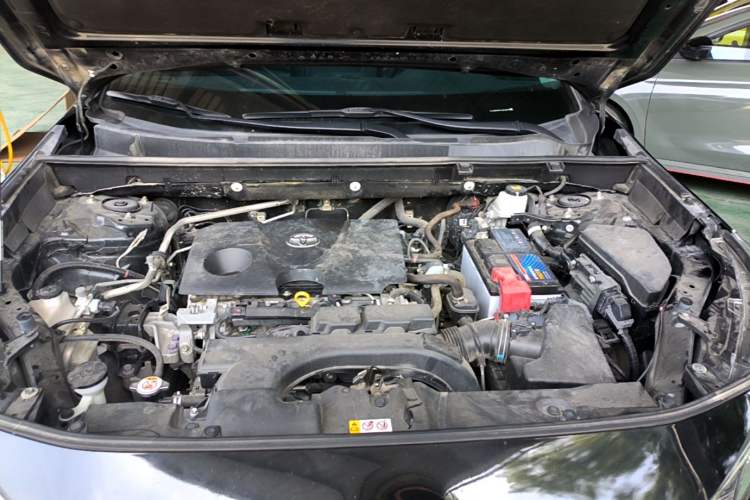 Used Toyota Wildlander 2020 2.0L CVT Two-Wheel Drive Luxury Edition Engine Bay