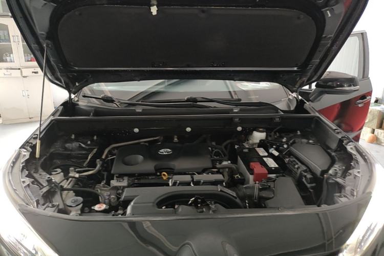 Used Toyota Wildlander 2020 2.0L CVT Two-Wheel Drive Luxury Edition Engine Bay
