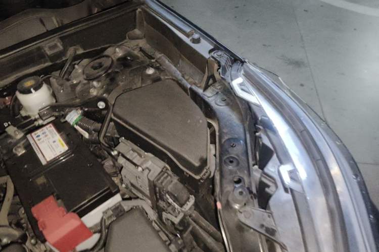 Used Toyota Wildlander 2020 2.0L CVT Two-Wheel Drive Luxury Edition Engine Bay Left