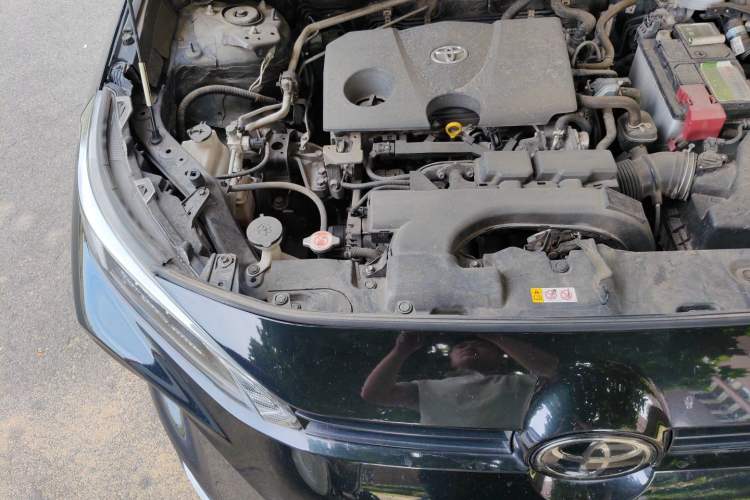 Used Toyota Wildlander 2020 2.0L CVT Two-Wheel Drive Luxury Edition Engine Bay Right