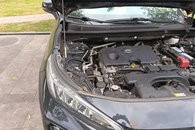 Used Toyota Wildlander 2020 2.0L CVT 4x4 Luxury Edition Engine Bay Right