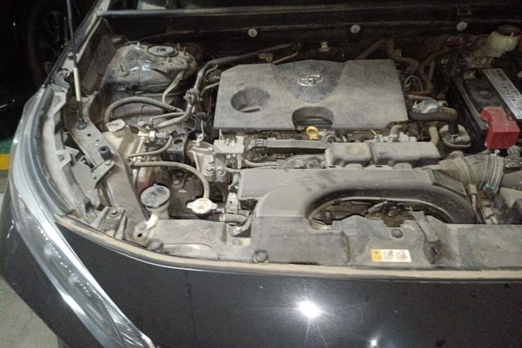 Used Toyota Wildlander 2020 2.0L CVT 4x4 Luxury Edition Engine Bay Right