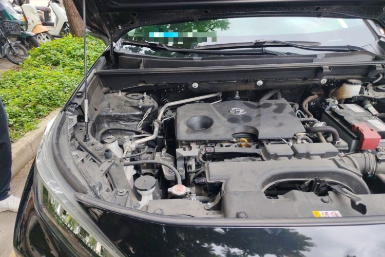 Used Toyota Wildlander 2020 2.0L CVT 4x4 Luxury Edition Engine Bay Right