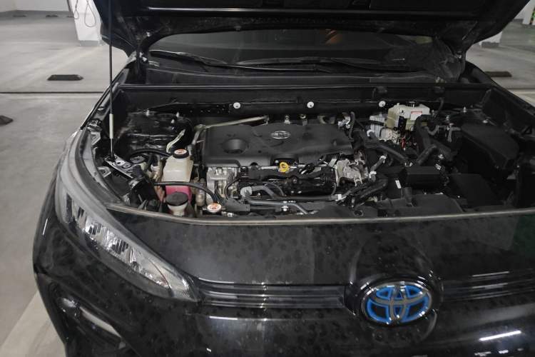 Used Toyota Wildlander 2020 Dual-Engine 2.5L E-CVT Two-Wheel Drive Luxury Edition Engine Bay Right