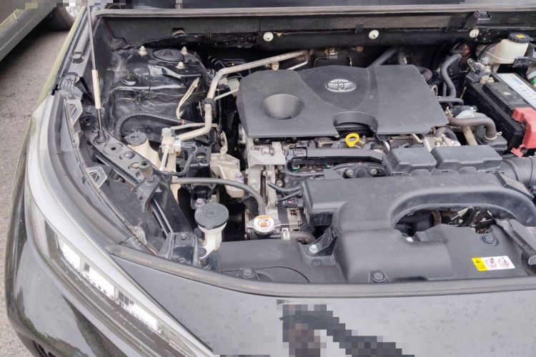 Used Toyota Wildlander 2020 2.0L CVT 4x4 Luxury Edition Engine Bay Right