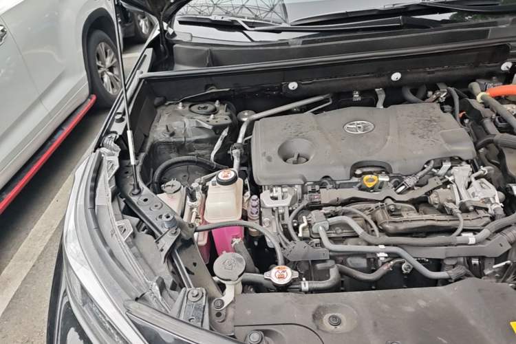 Used Toyota Wildlander 2020 Dual-Motor 2.5L E-CVT Four-Wheel Drive Luxury Edition Engine Bay Right