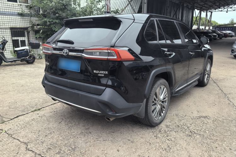 Used Toyota Wildlander 2020 2.0L CVT Four-Wheel Drive Premium Edition Exterior 10