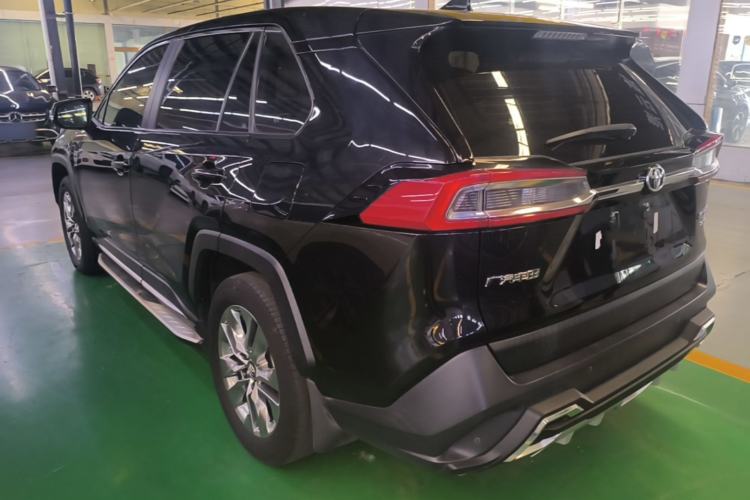 Used Toyota Wildlander 2020 2.0L CVT 4x4 Luxury Edition Exterior 2