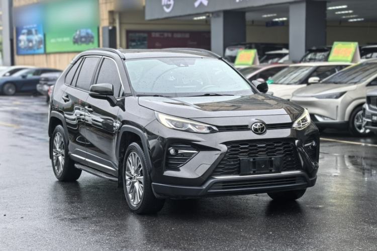 Used Toyota Wildlander 2020 2.0L CVT Four-Wheel Drive Premium Edition Exterior 3