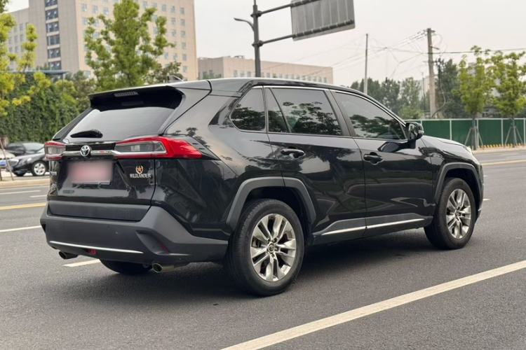 Used Toyota Wildlander 2020 2.0L CVT Two-Wheel Drive Luxury Edition Exterior 3