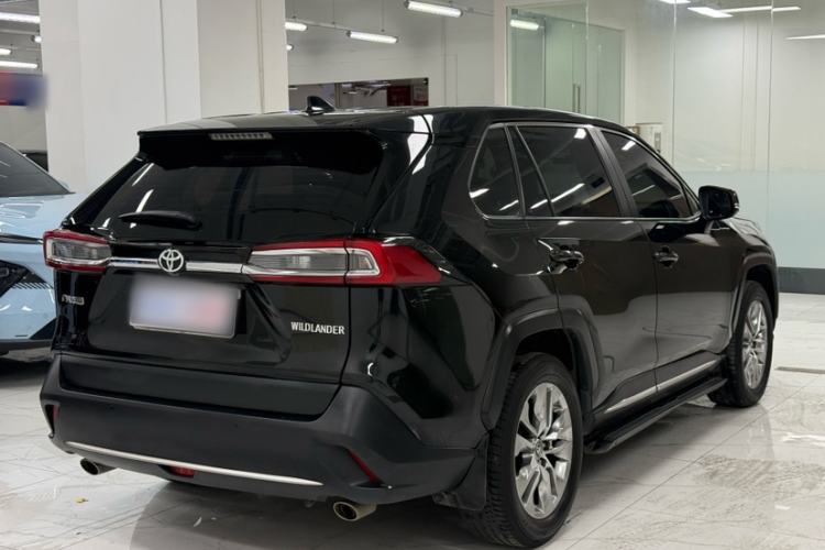 Used Toyota Wildlander 2020 2.0L CVT Two-Wheel Drive Luxury Edition Exterior 4