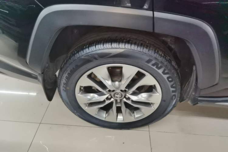 Used Toyota Wildlander 2020 2.0L CVT 4x4 Luxury Edition Exterior 5