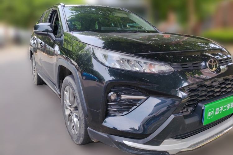 Used Toyota Wildlander 2020 2.0L CVT Two-Wheel Drive Luxury Edition Front Right 45 Deg