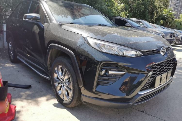 Used Toyota Wildlander 2020 2.0L CVT Two-Wheel Drive Luxury Edition Front Right 45 Deg