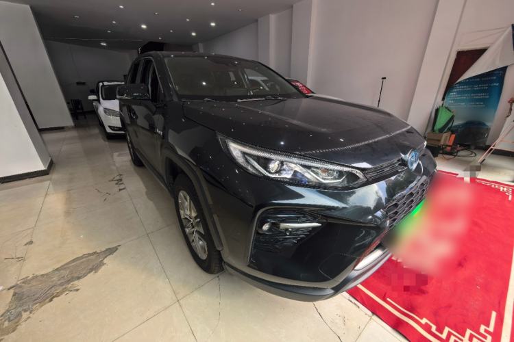 Used Toyota Wildlander 2020 Dual-Engine 2.5L E-CVT Two-Wheel Drive Prestige Edition Front Right 45 Deg