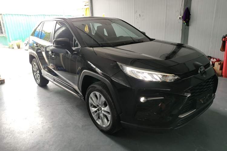 Used Toyota Wildlander 2020 2.0L CVT Two-Wheel Drive Luxury Edition Front Right 45 Deg
