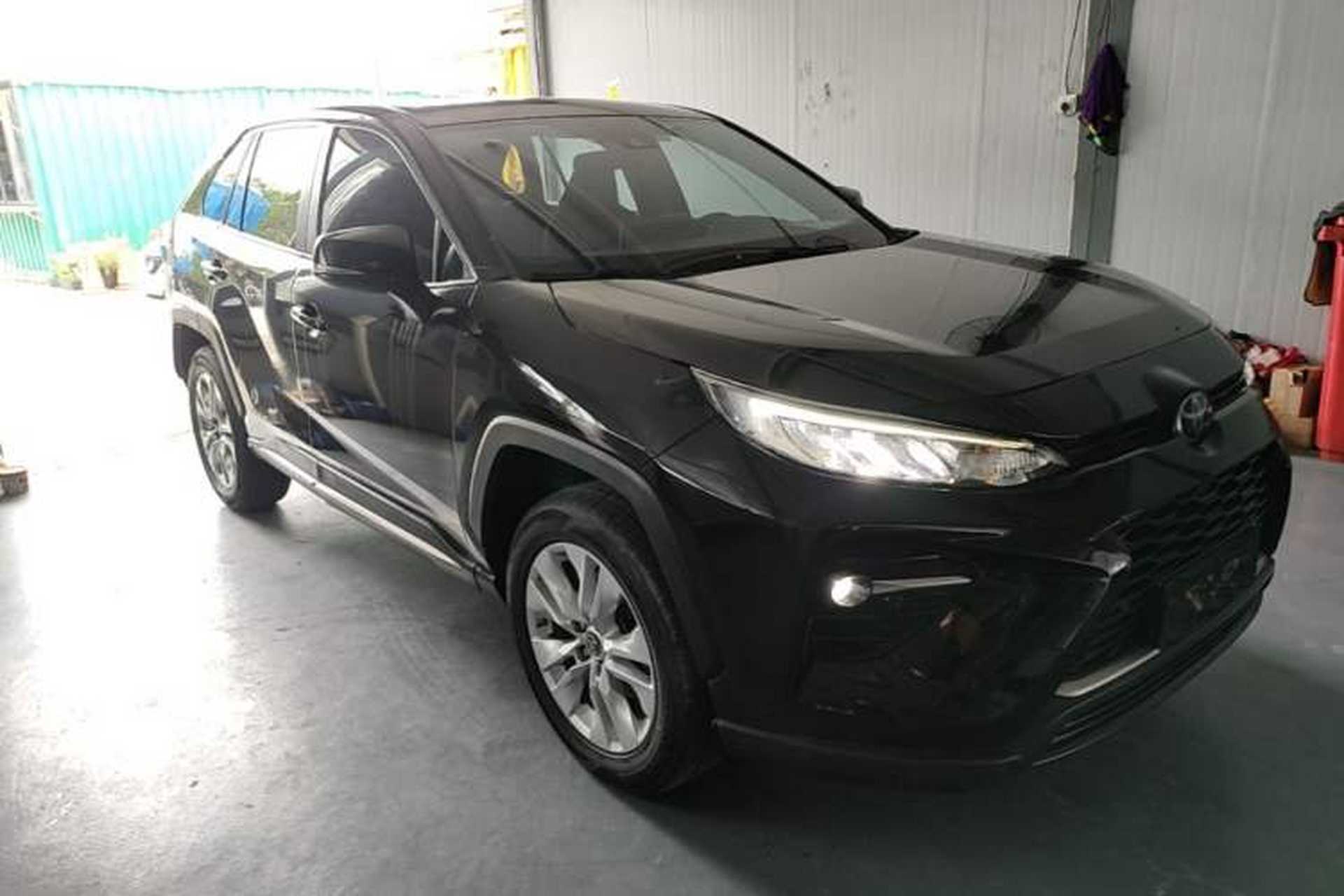 Used Toyota Wildlander 2020 2.0L CVT Two-Wheel Drive Luxury Edition Front Right 45 Deg