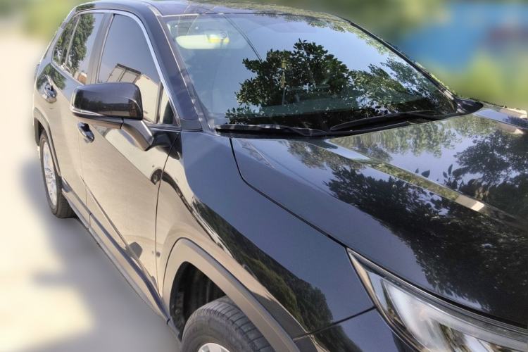 Used Toyota Wildlander 2020 2.0L CVT Two-Wheel Drive Leading Edition Front Right 45 Deg