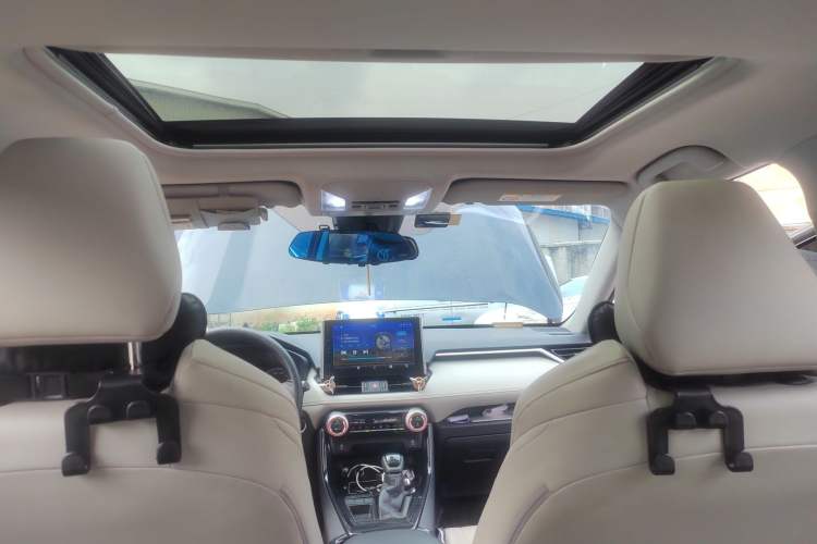 Used Toyota Wildlander 2020 2.0L CVT Two-Wheel Drive Luxury Edition Headliner