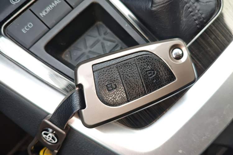 Used Toyota Wildlander 2020 2.0L CVT Two-Wheel Drive Leading Edition Interior 1