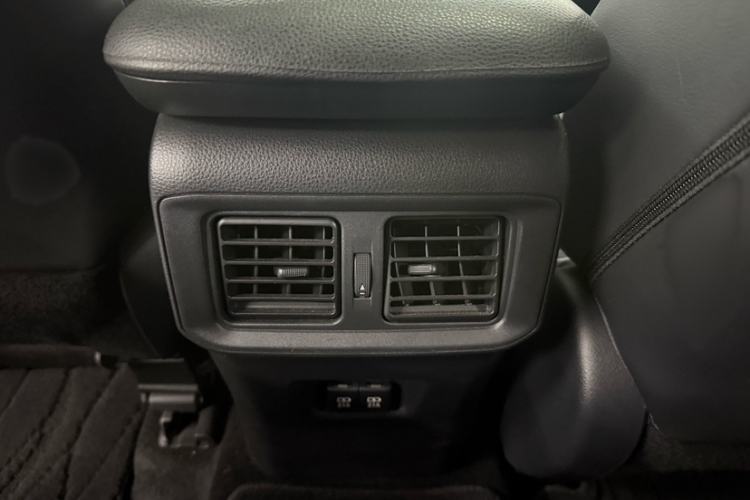 Used Toyota Wildlander 2020 2.0L CVT Two-Wheel Drive Luxury Edition Interior 1