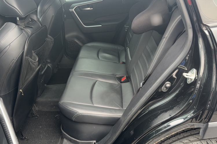 Used Toyota Wildlander 2020 Dual-Engine 2.5L E-CVT Two-Wheel Drive Luxury Edition Interior 3