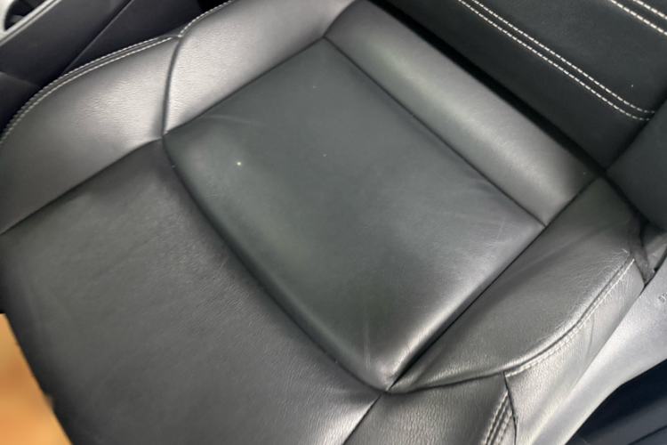 Used Toyota Wildlander 2020 2.0L CVT Two-Wheel Drive Luxury Edition Interior 5