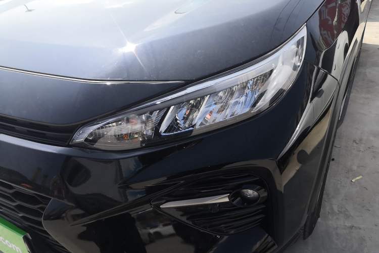 Used Toyota Wildlander 2020 2.0L CVT 4x4 Luxury Edition Left Front Headlight