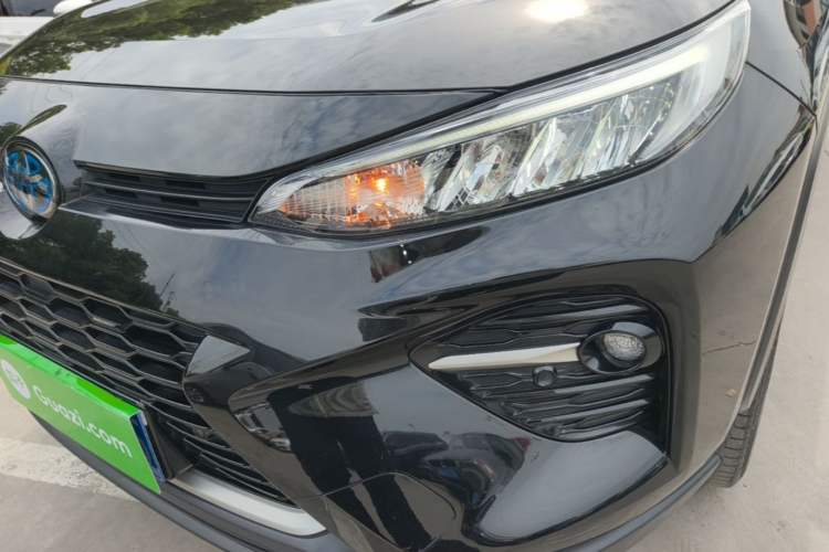 Used Toyota Wildlander 2020 Dual-Engine 2.5L E-CVT Two-Wheel Drive Luxury Edition Left Front Headlight