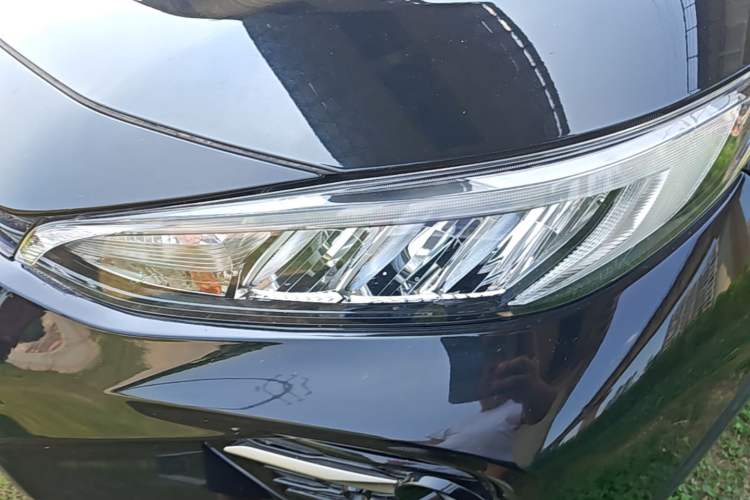 Used Toyota Wildlander 2020 Dual-Motor 2.5L E-CVT Four-Wheel Drive Luxury Edition Left Front Headlight