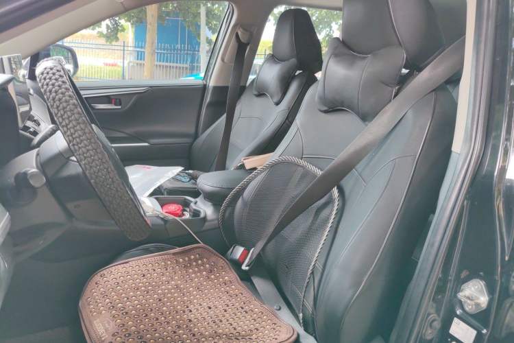 Used Toyota Wildlander 2020 2.0L CVT Two-Wheel Drive Luxury Edition Left Front Seat