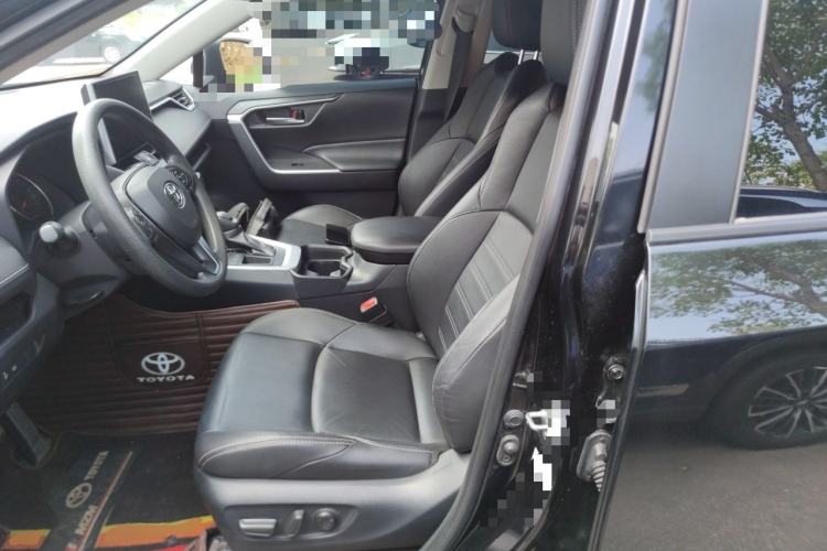Used Toyota Wildlander 2020 2.0L CVT Two-Wheel Drive Luxury Edition Left Front Seat