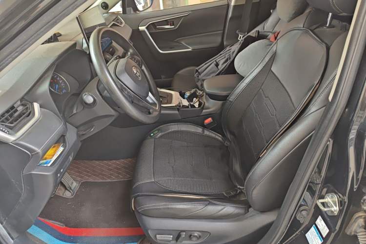 Used Toyota Wildlander 2020 Dual-Motor 2.5L E-CVT Four-Wheel Drive Luxury Edition Left Front Seat