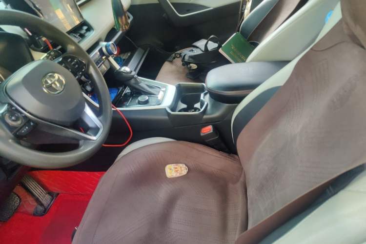 Used Toyota Wildlander 2020 Dual-Motor 2.5L E-CVT Four-Wheel Drive Luxury Edition Left Front Seat