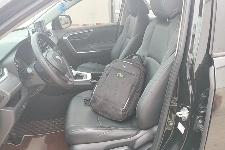 Used Toyota Wildlander 2020 2.0L CVT Two-Wheel Drive Leading Edition Left Front Seat