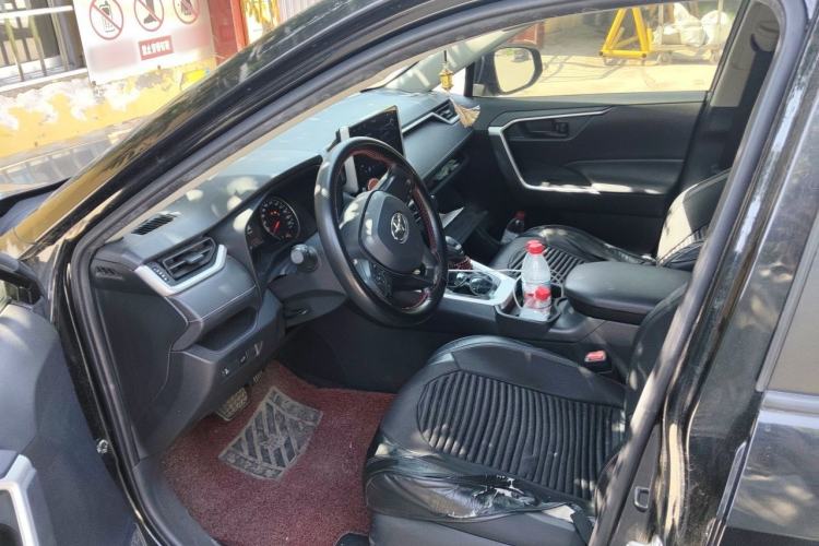Used Toyota Wildlander 2020 2.0L CVT Two-Wheel Drive Leading Edition Left Front Seat