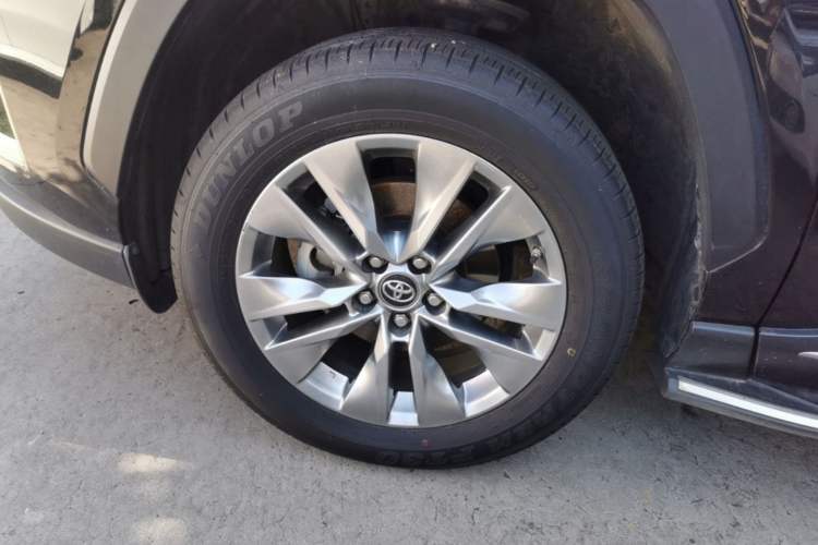 Used Toyota Wildlander 2020 2.0L CVT Two-Wheel Drive Luxury Edition Left Front Wheel Hub