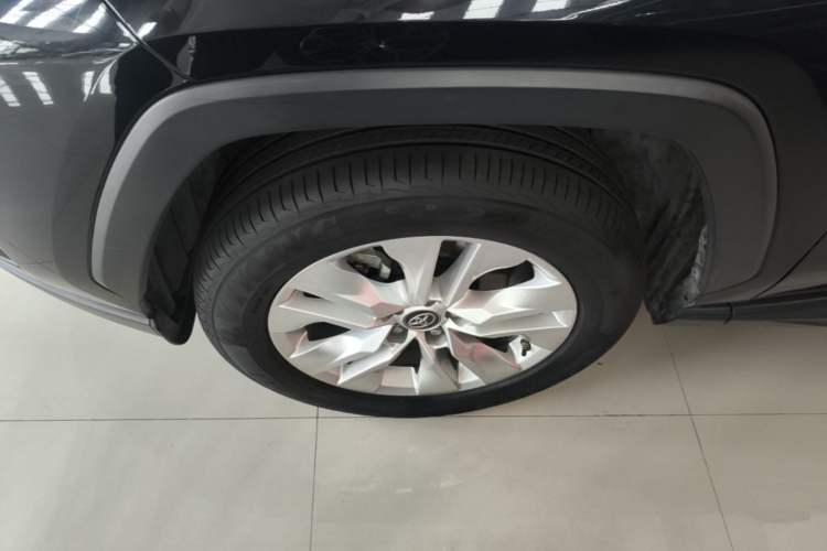 Used Toyota Wildlander 2020 2.0L CVT Two-Wheel Drive Leading Edition Left Front Wheel Hub