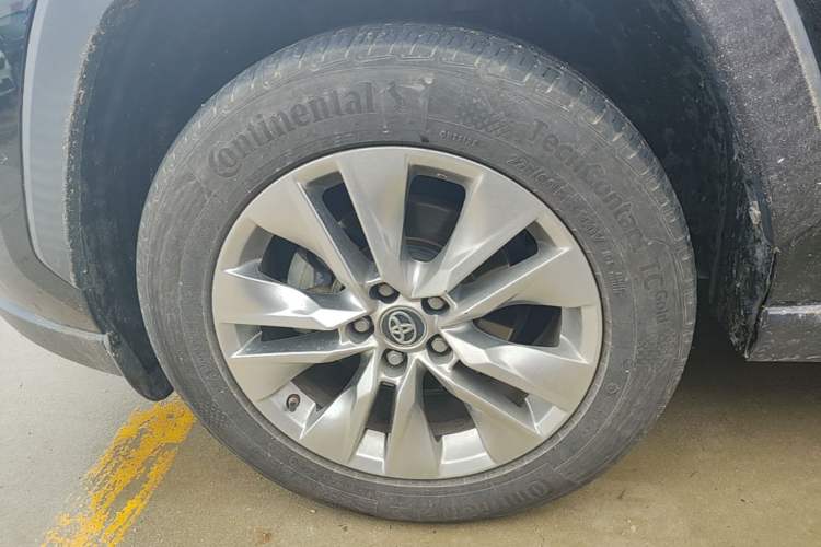 Used Toyota Wildlander 2020 2.0L CVT Two-Wheel Drive Luxury Edition Left Front Wheel Hub