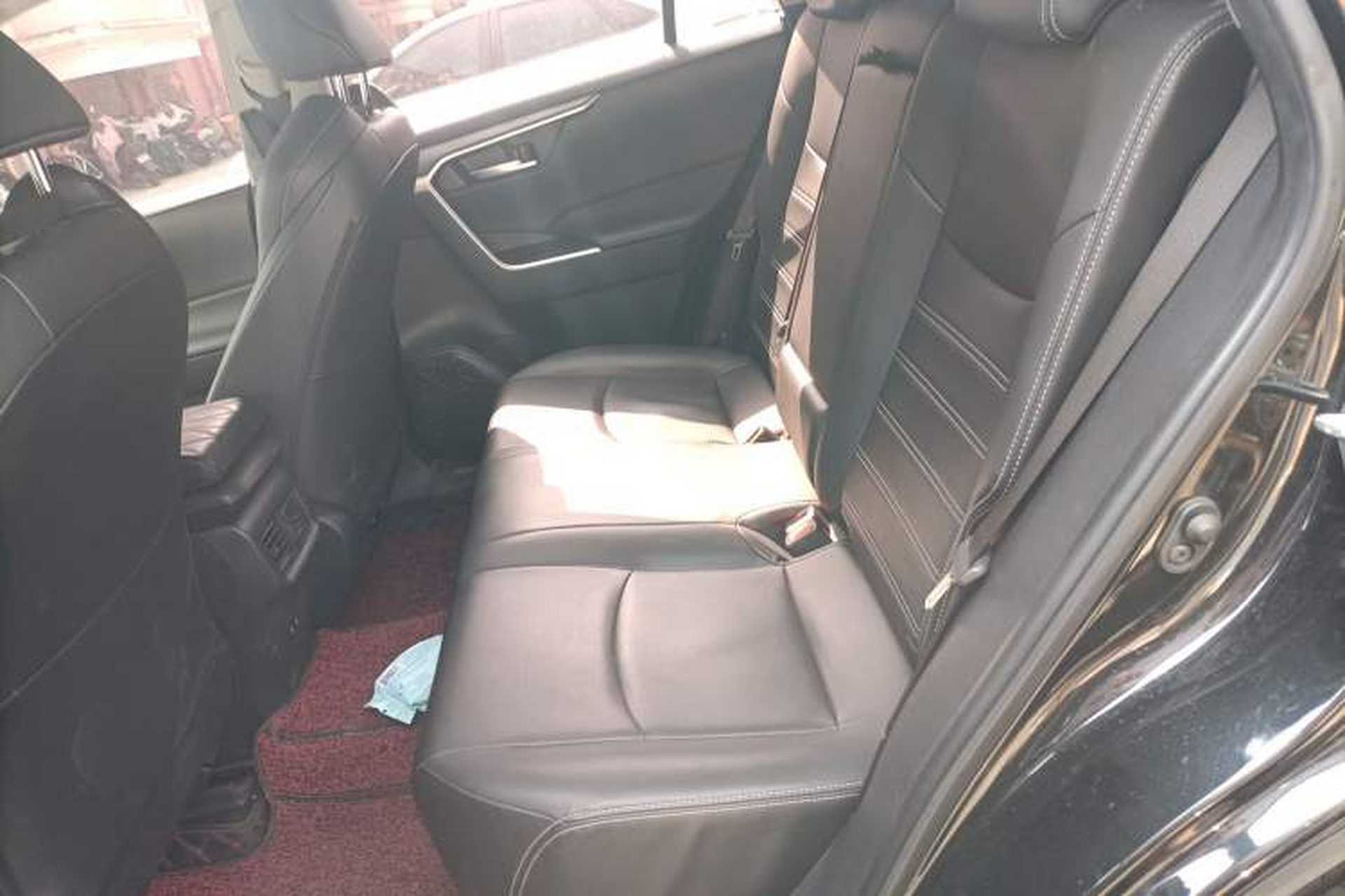 Used Toyota Wildlander 2020 2.0L CVT Two-Wheel Drive Luxury Edition Left Rear Seat