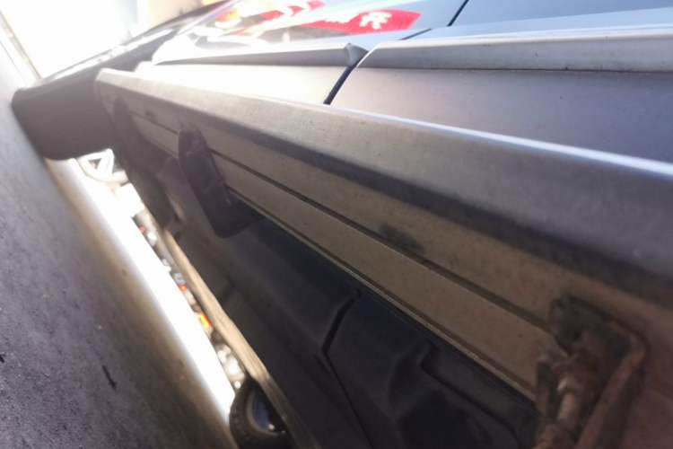 Used Toyota Wildlander 2020 2.0L CVT Two-Wheel Drive Luxury Edition Left Side Sill