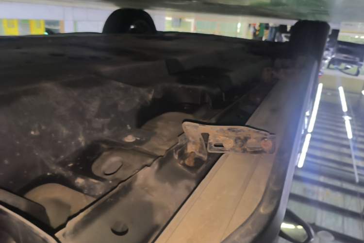 Used Toyota Wildlander 2020 2.0L CVT 4x4 Luxury Edition Left Side Sill