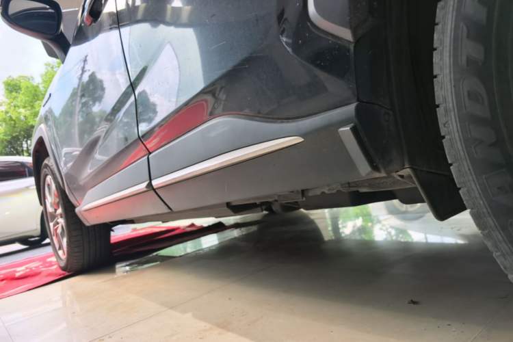 Used Toyota Wildlander 2020 Dual-Engine 2.5L E-CVT Two-Wheel Drive Prestige Edition Left Side Sill