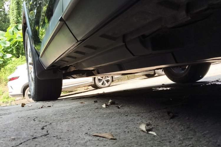 Used Toyota Wildlander 2020 2.0L CVT Two-Wheel Drive Luxury Edition Left Side Sill
