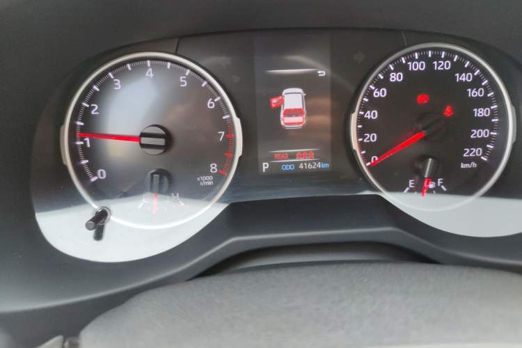 Used Toyota Wildlander 2020 2.0L CVT Two-Wheel Drive Luxury Edition Odometer Close Up
